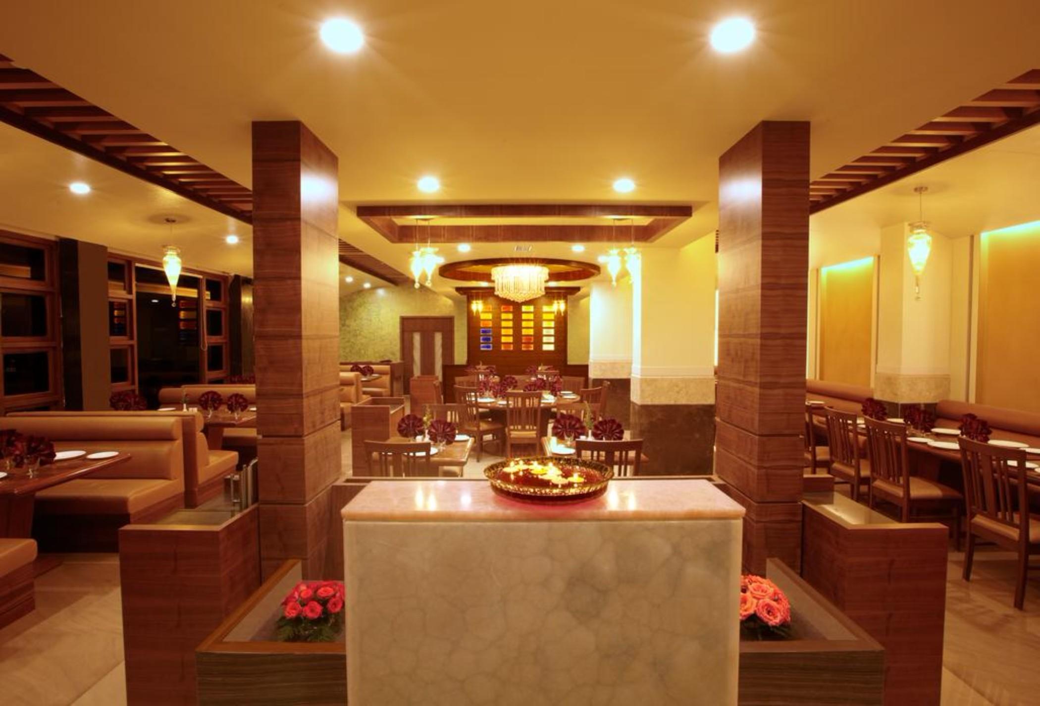 Club Emerald Mumbai Exterior photo